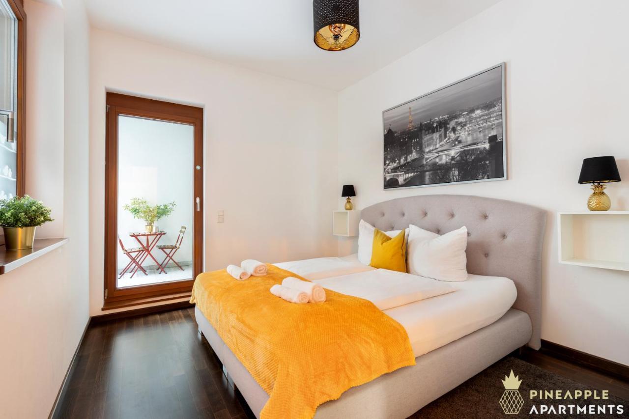Pineapple Apartments Palais Am Neumarkt - 90 Qm - 1X Free Parking เดรสเดน ภายนอก รูปภาพ